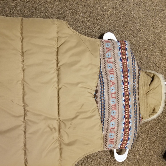 Vest - Picture 3 of 3